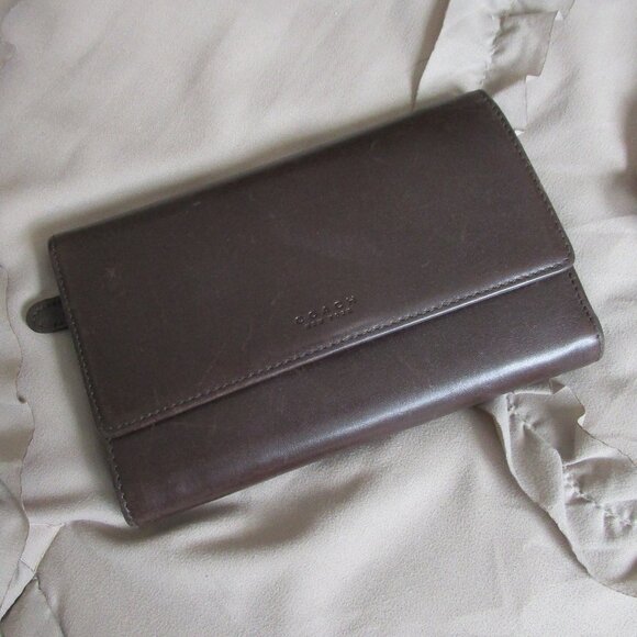 designer wallet - Picture 1 of 7